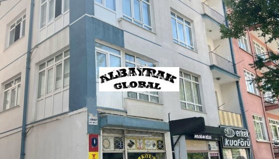 DEMETEVLERDE İSKANLI FULL EŞYALI YAPILI SATILIK DAİRE